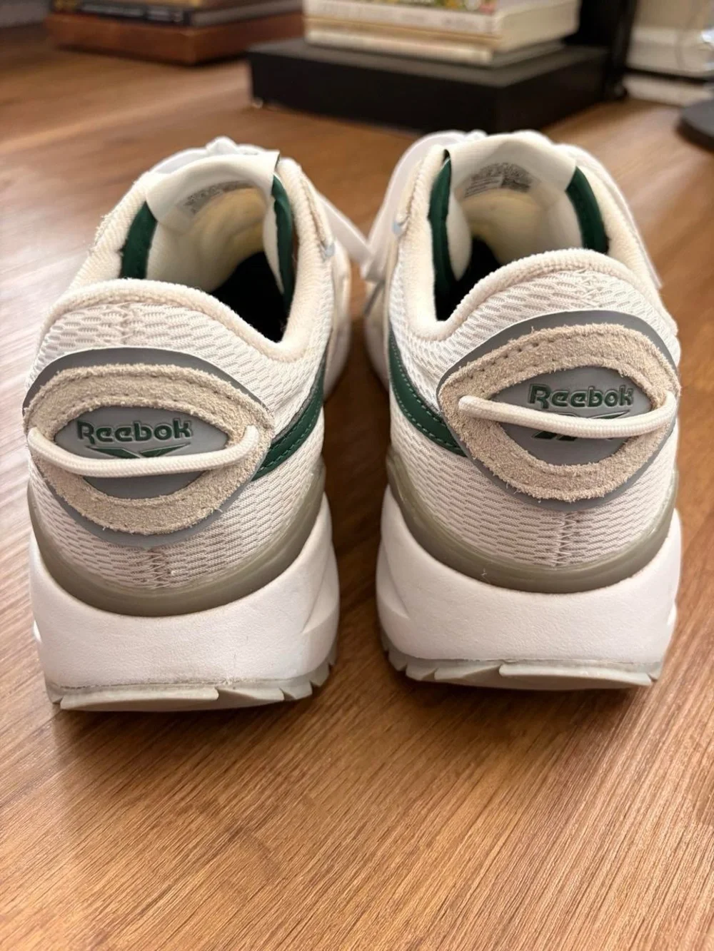Reebok Suede Forte Racer Sneakers! Size Mens 10